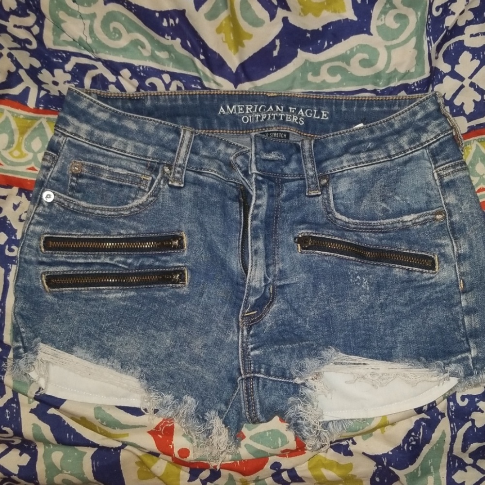 AE shorts